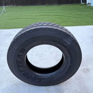 11R22.5 Commercial Truck Tire