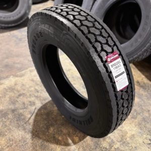 11R24.5 Bridgestone Drive Truck Tire for Sale